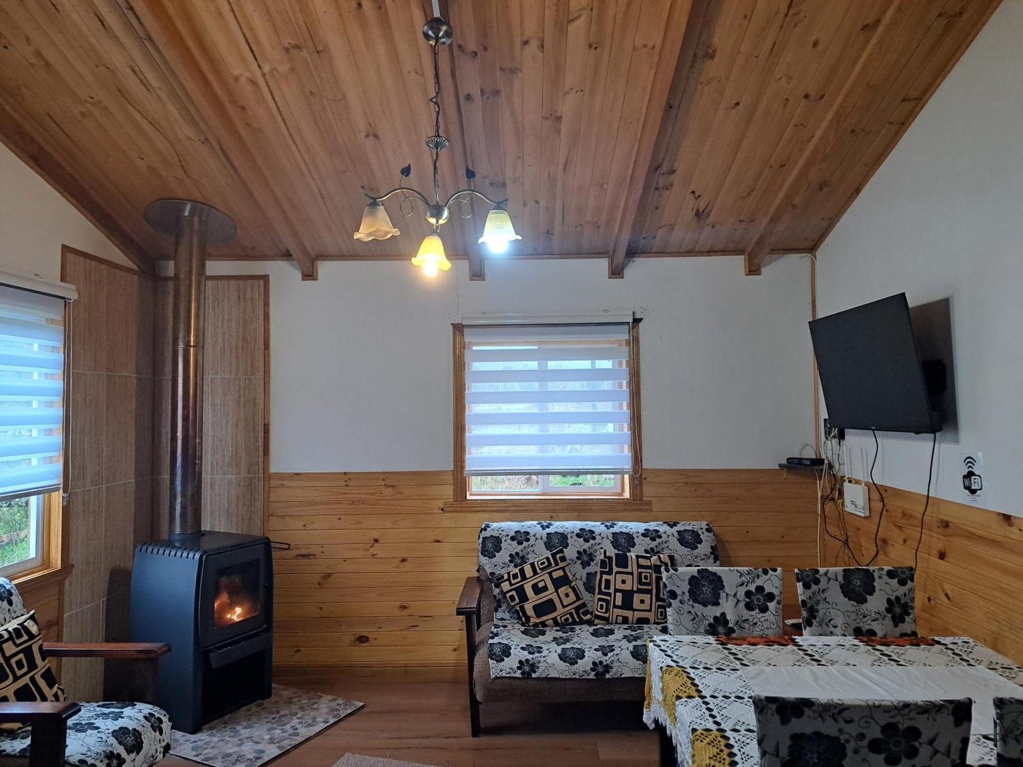 Cabanas Robinson Puerto Puyuguapi Eksteriør bilde