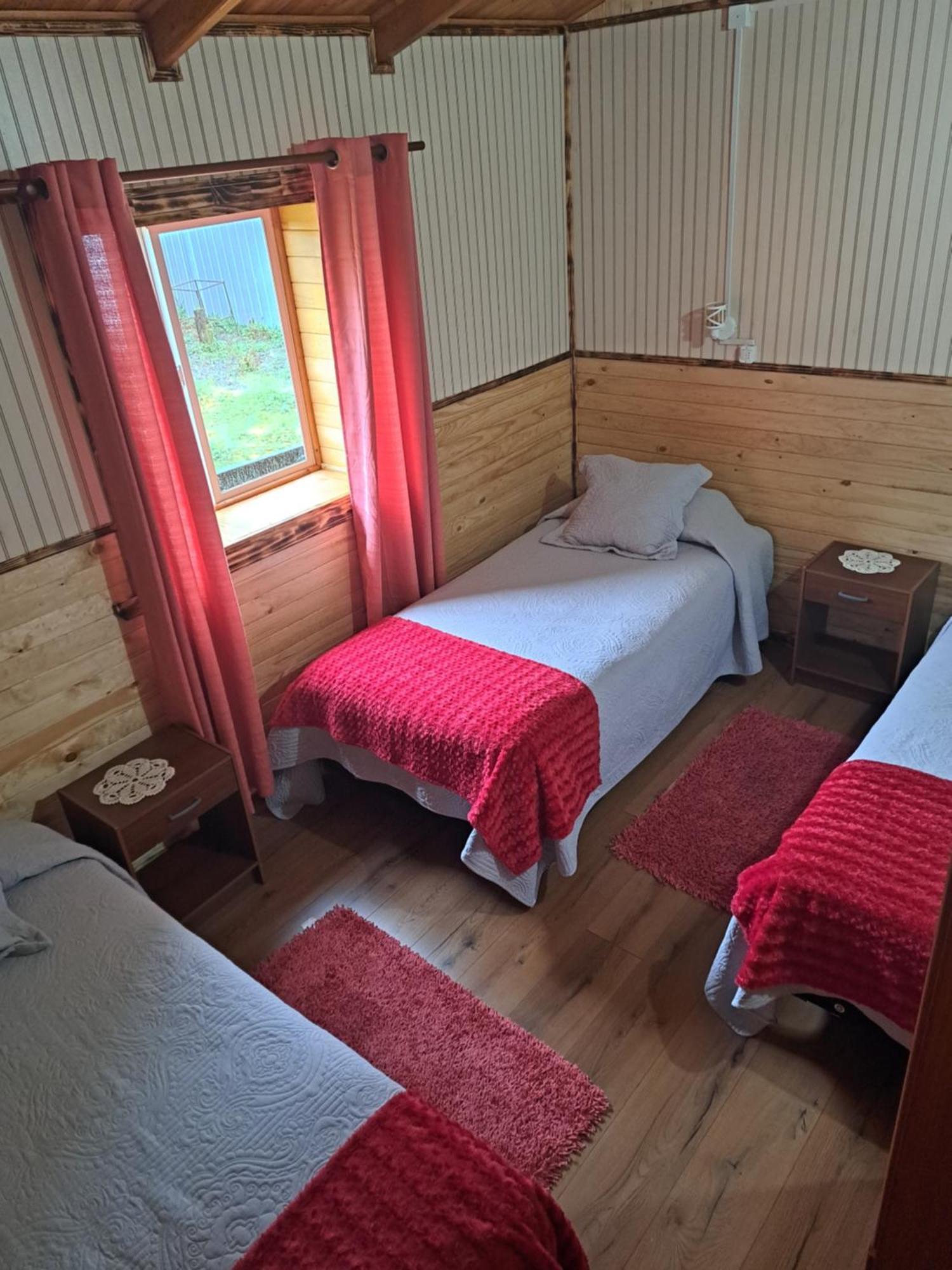 Cabanas Robinson Puerto Puyuguapi Eksteriør bilde